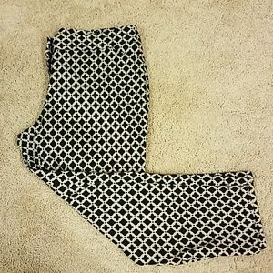 Laundry by Shelli Segal Capri Pants